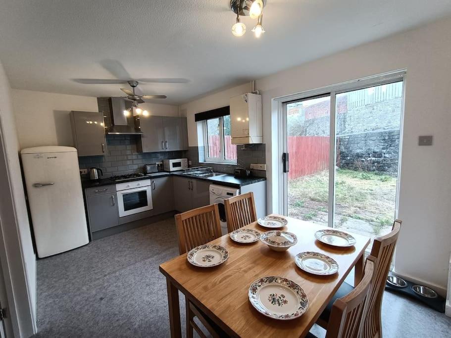 Vila Trevithick Gardens, No 47. Merthyr Tydfil Exteriér fotografie
